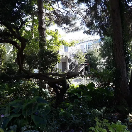 홈스테이 Jaskolka 미엥지즈드로예