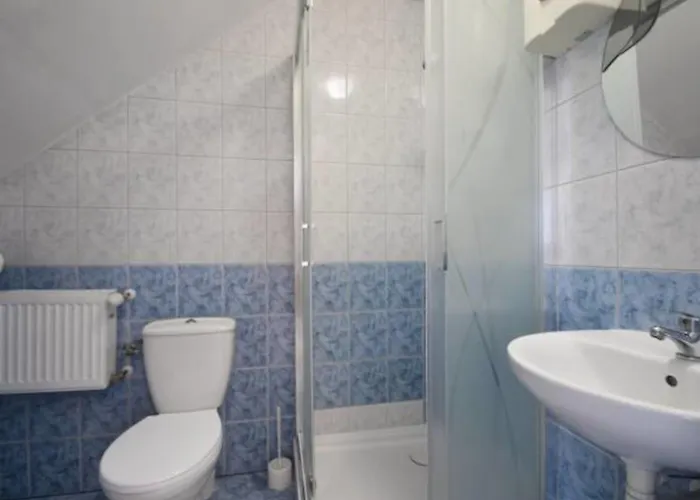 Jaskolka * Мендзыздрое