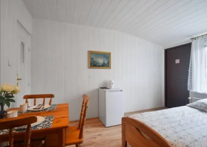 Jaskolka Homestay szállás